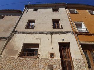 House in Comandante gozalvez, 18