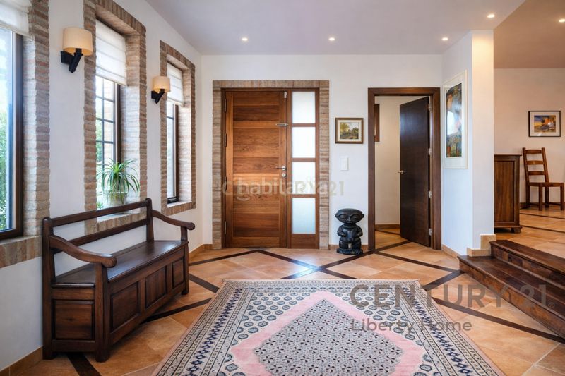 Foto bdccaecc-8414-45c1-b026-af3a03d219fe. Casa amb piscina a Los Pinares-La Masia Bétera