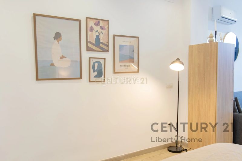 Foto 9b70a656-921a-4046-a7bd-caf8e0b5ec24. Edifici a carrer del riu bidasoa a Torrefiel Valencia