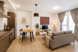 Apartment in Calle villanueva de castelló, valència, spain. Loft reformado con diseño moderno y listo para entrar a vivir