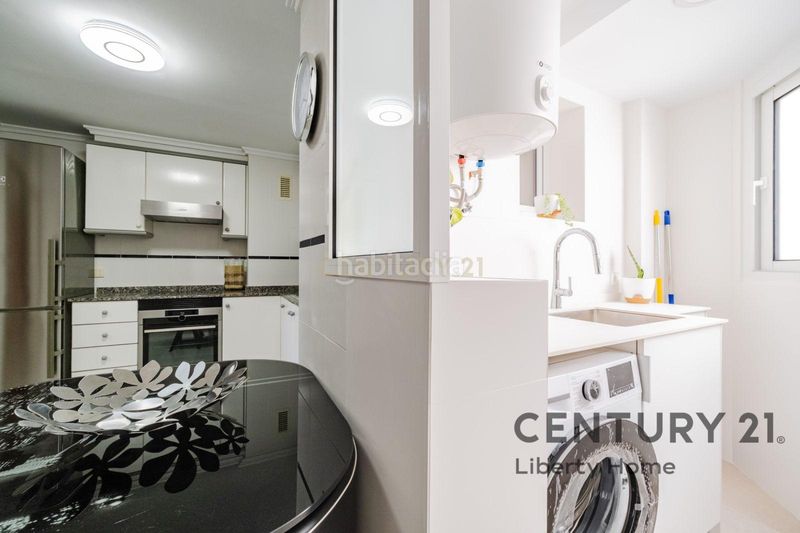 Foto f0e1ec98-1745-4ccf-a01f-f9c2d1bd5bf6. Apartament a carrer del doctor marañón a Favara Valencia