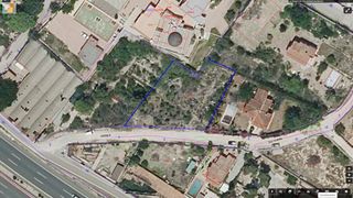 Wohngrundstück in Carrer els vivers, la pobla de vallbona, spain. Oportunidad para proyecto de futuro en montesano