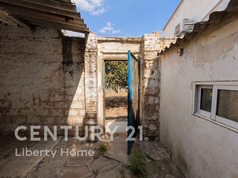Foto 1a308873-f1a1-4ed4-ad4b-69ed2e9a4a80. Planta baja en carretera del río planta baja con patio junto a pinedo desde 149.000 últimos días para pujar en Valencia