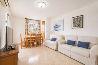 Pis a Avinguda mallorca, 1, el grau de moncofa, spain. Apartamento con terraza y vistas al mar en moncofa