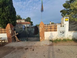 Casa  Disaminados p47, 142. Venta de chalet en calle disaminados p47 nº 142 domeño valenciav
