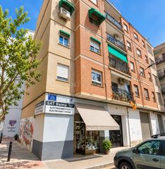 Apartment in Carrer Doctor Lleonart, 24, Burjassot, Spain