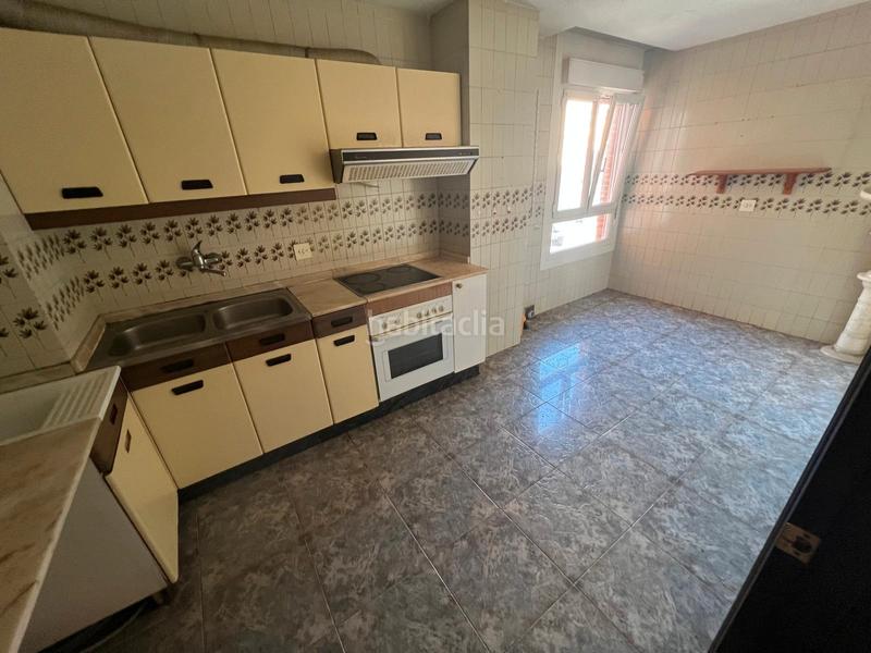 Foto dea50f51-3edd-45d3-a906-7cbfa0777fc3. Piso a-1533: magnifica vivienda totalmente exterior (3 dormitorios y 2 baños completos) con plaza garaje ubicada en una de las mejore en Gijón