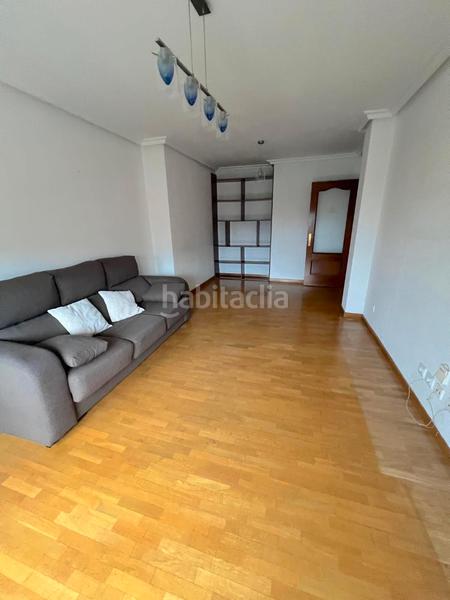 Foto b0734cae-1658-4372-8fa0-7ff1dfe264c6. Location appartement avec chauffage dans Montevil Gijón