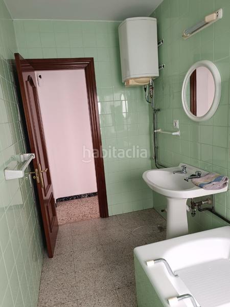 Foto d2e7e2ea-7065-4e12-9446-99591db7c09f. Flat in Pumarín Gijón