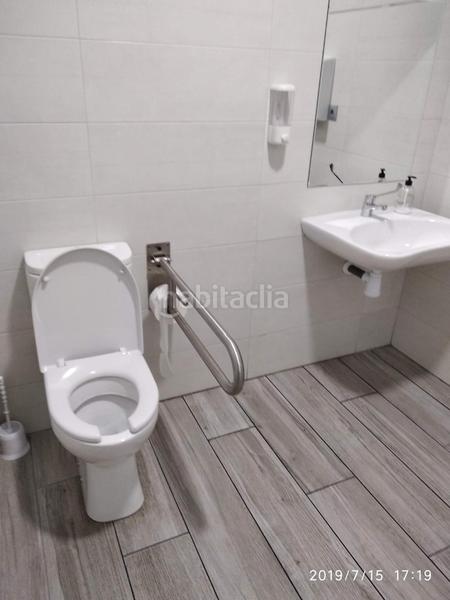 Foto 3fa7f48b-143f-492a-9308-ffb1a9050f5e. Lloguer local comercial a Nuevos Roces Gijón