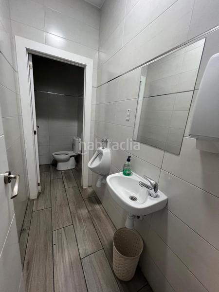 Foto 610e2554-db15-4edb-bf2c-80fa4a6a1142. Location local commercial dans Nuevos Roces Gijón