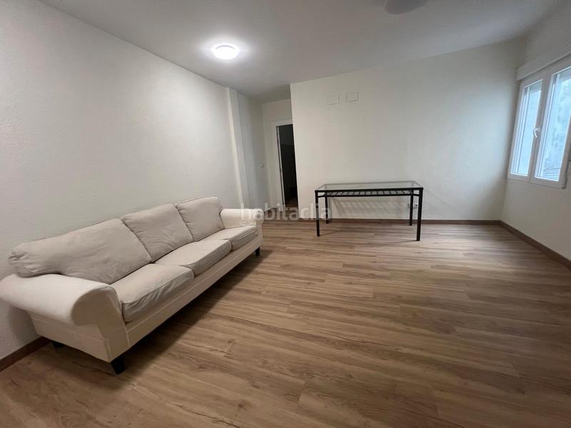 Foto 59d2341e-aa30-4fe2-99ef-9d8c3395c720. Location appartement dans Llano Gijón