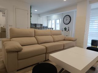 Miete Etagenwohnung in La Arena. A-1610 se alquila precioso piso de septiembre a junio en el barr