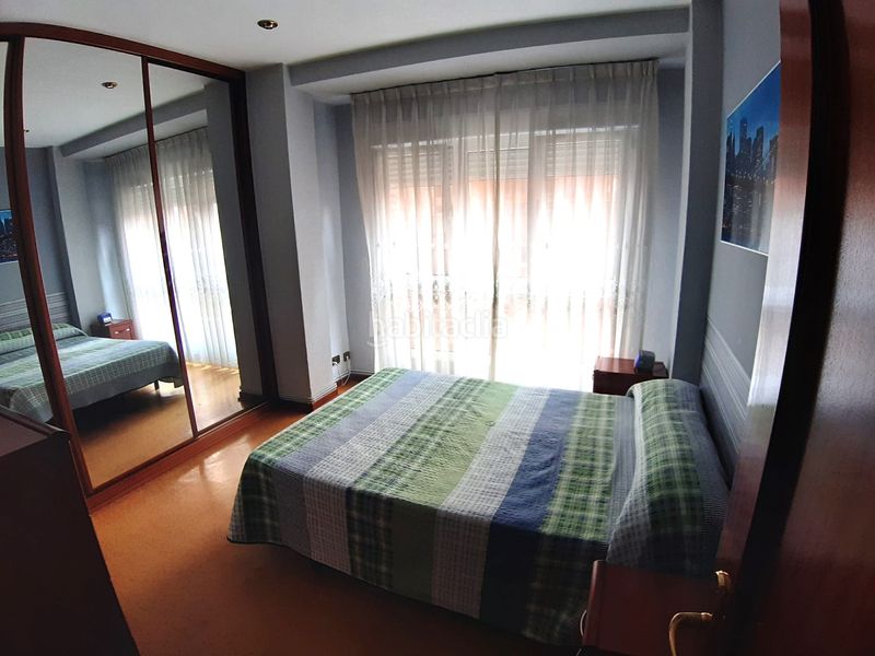 Foto b27036cd-f3a4-4a06-9d6f-3f0325566a1c. Rent flat with heating in Centro Gijón