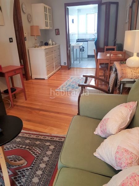 Foto f8eee120-e9ac-4d1a-adf7-ba9314d47b12. Rent flat with heating parking in Centro Gijón