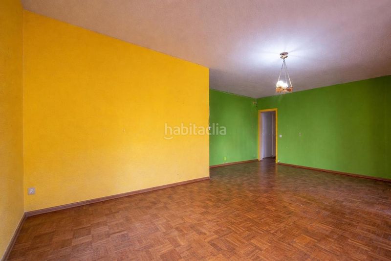 Foto af011e8b-c2f0-4d35-bf38-6a6a9e71c616. Pis amb calefacció aparcament a Santo Tomás Ávila