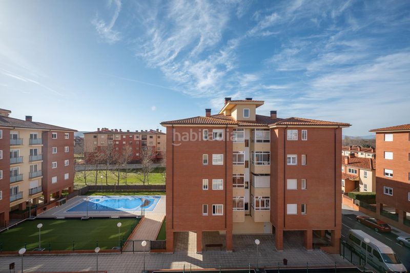 Foto ca528335-0162-4451-b53d-96c3422aba28. Pis amb calefacció aparcament piscina a Sónsoles Ávila