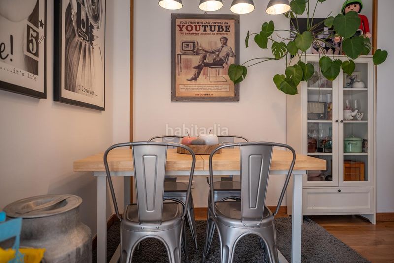 Foto 1d0d7d9d-d5b0-4d47-9832-87cb51cddd8b. Planta baixa amb calefacció aparcament piscina a Ávila