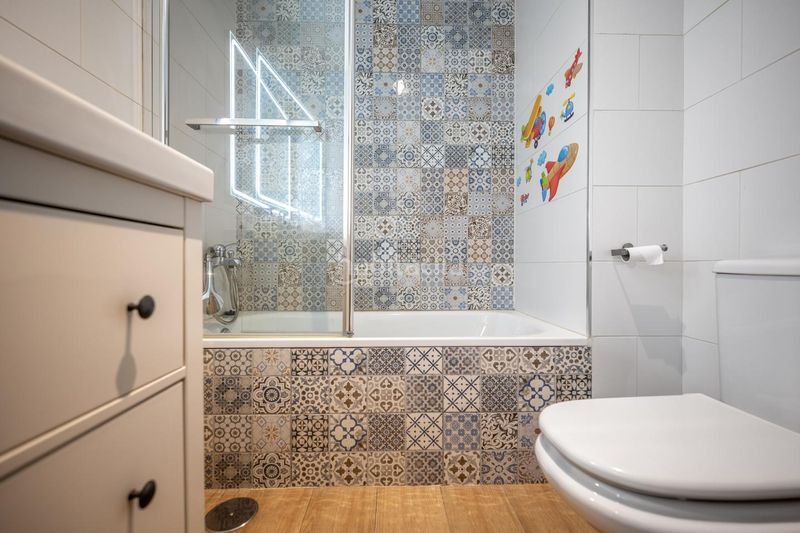 Foto 55c3b736-e63a-4f96-907d-e1a30e26952f. Planta baixa amb calefacció aparcament piscina a Ávila