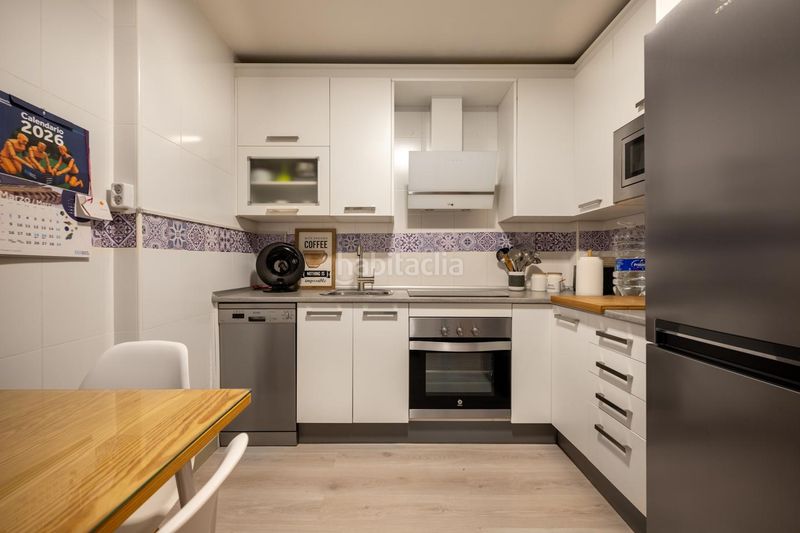 Foto 6850750b-df7d-4423-83b2-c2e182d7739b. Planta baixa amb calefacció aparcament piscina a Ávila