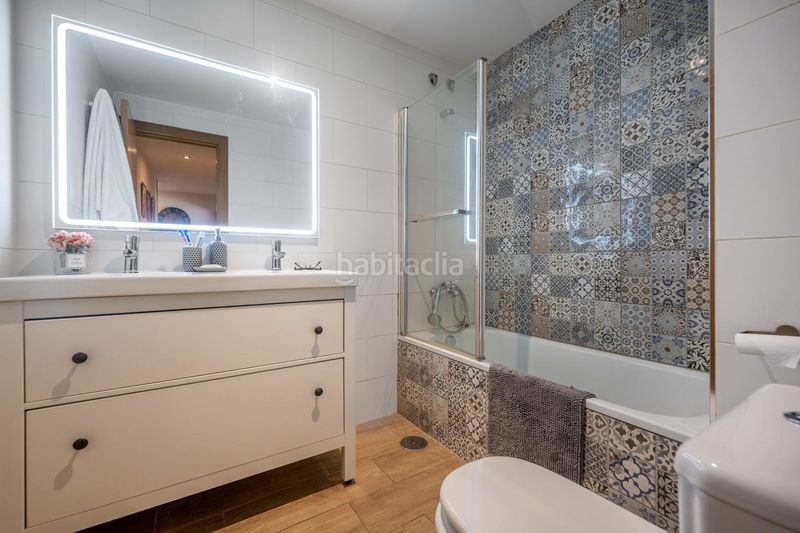 Foto a51d2ea3-1934-4bc2-a5be-ec604cbb7ced. Planta baixa amb calefacció aparcament piscina a Ávila