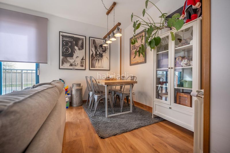 Foto ca3e125b-fdc5-4338-bb0e-3d0e40562c0d. Planta baixa amb calefacció aparcament piscina a Ávila