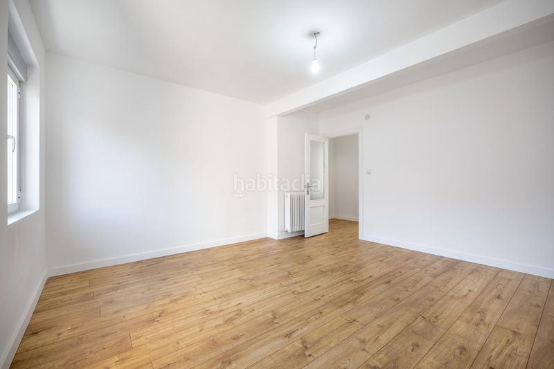 Foto 5e25a5db-576e-4f91-8e78-70dc6d3ba4da. Pis amb calefacció a Sur Ávila