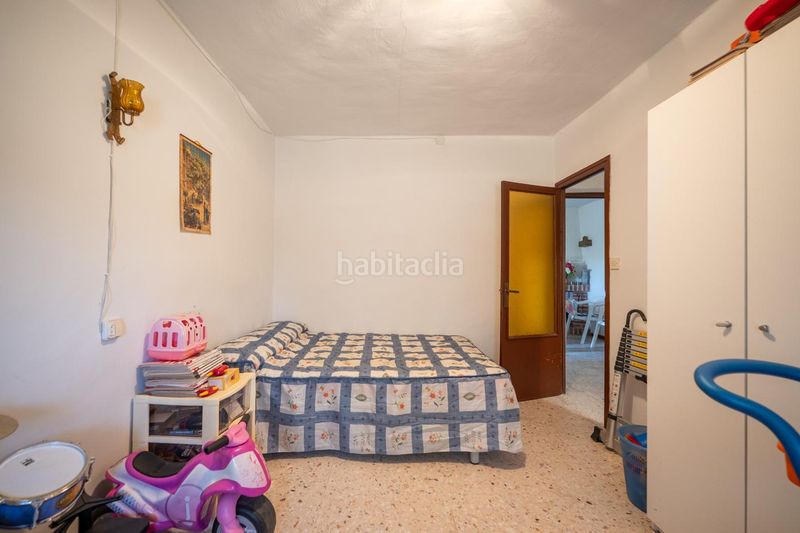 Foto e58f586b-4315-438e-9526-f927da41bd9a. Masia amb piscina a Gemuño