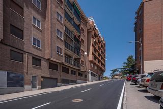 Pis  Madrigal de las altas torres. Amplio piso junto al paseo de san roque con plaza de garaje y tr