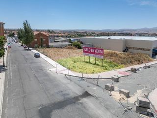 Gewerbliches Grundstück  Campo azálvaro. Suelo industrial en polígono industrial de hervencias