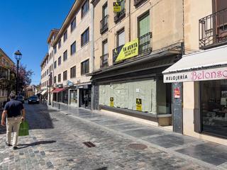 Édifice  Calle duque de alba. Desde grupo leonsa, presentamos esta propiedad única ubicada en