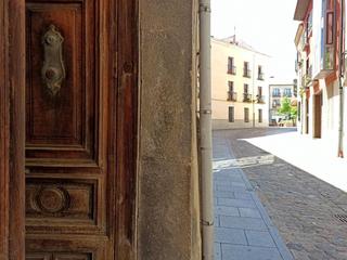 Édifice  N/a. En el casco historico de ávila, edificio en venta,  en calle ped