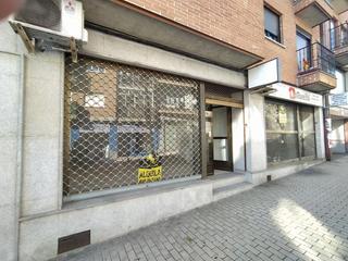 Location Local commercial  Paseo santo tomás. Este local diáfano se encuentra en paseo santo tomás, , ávila, á