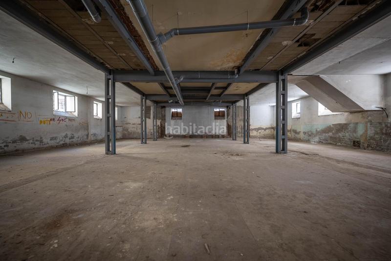 Foto 0c64e268-7cd7-464e-a739-eaa303507eff. Nave industrial navelocal con superficie de 700m2 en zona Sur en Ávila