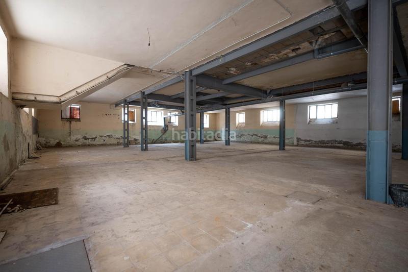 Foto 42c02454-c2a5-408d-95fd-4fdecd59cf93. Nave industrial navelocal con superficie de 700m2 en zona Sur en Ávila