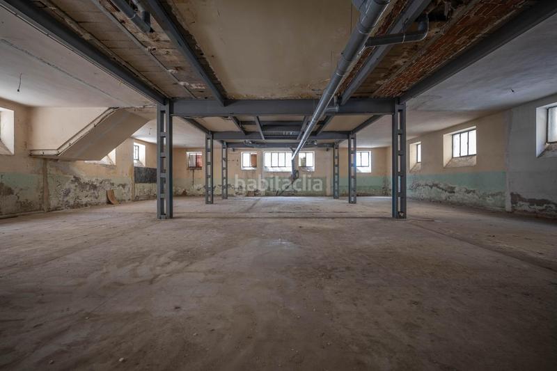 Foto 7b2fe080-8819-42da-8842-c9840a313c04. Nave industrial navelocal con superficie de 700m2 en zona Sur en Ávila