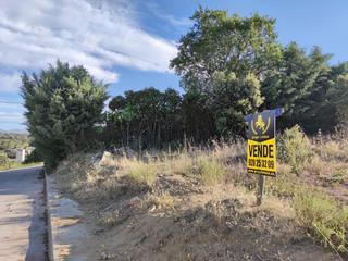 Terrain résidentiel à Calle el parral 2. ¿estas buscando un terreno urbano para construir tu vivenda? ent