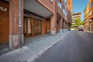 Lloguer Local Comercial  De fivasa. Local con 100m2 en san roque