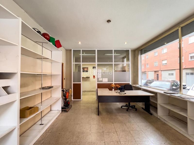 Foto fe5bd816-168d-4cc9-987f-bd3e515bd382. Local comercial a Sur Ávila