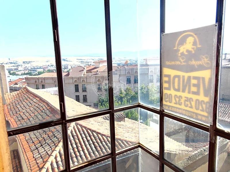 Foto 83bcc64c-f300-46b8-9f1f-eada88fc26f4. Lloguer local comercial a Centro Ávila