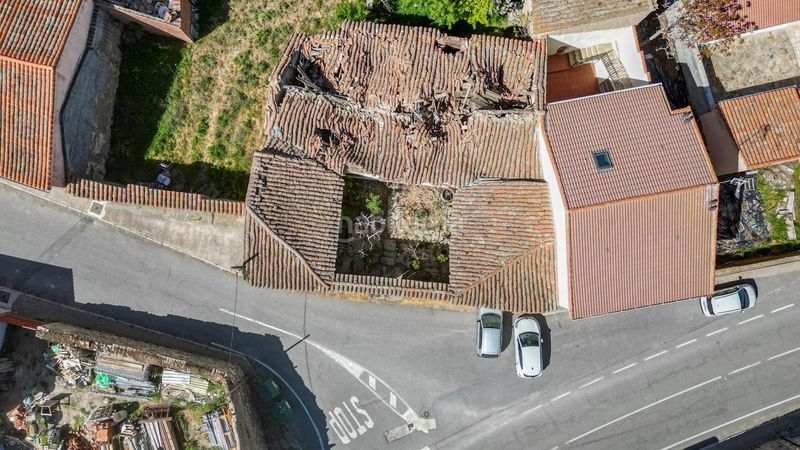 Foto cb0cbad9-64a3-46c6-a145-7ff5e0ae906b. Casa a Cardeñosa
