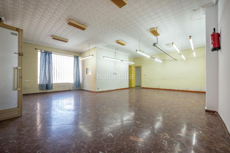 Foto 0c39ad57-1dc2-400c-9389-40737550f1d7. Local comercial a Murallas Ávila