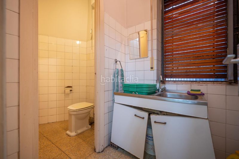 Foto 152c1aed-5fc1-4bb0-a7a5-c5128f7f2804. Local comercial a Murallas Ávila