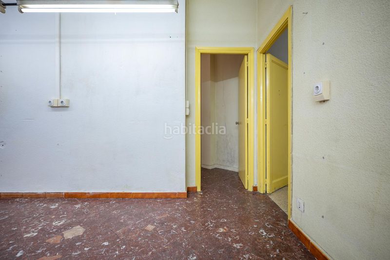 Foto 4de5e61e-13a0-4686-ac2b-ca855c96a776. Local comercial a Murallas Ávila