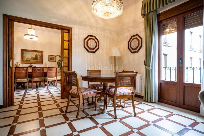 Foto 174c1b1d-a4fd-4967-b54d-0438155a3a04. Appartement avec parking dans Centro Ávila