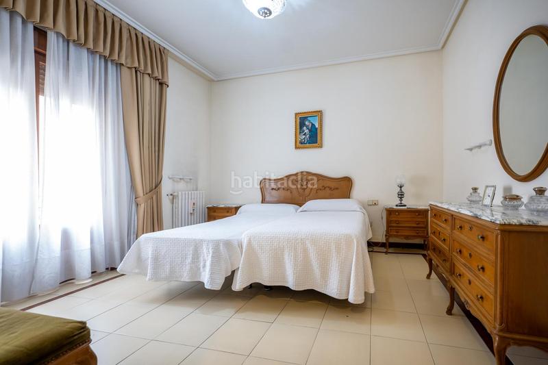 Foto 671c289c-fed1-4b92-af9c-374b16f3bf46. Appartement avec parking dans Centro Ávila