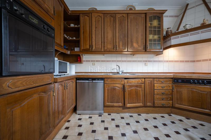 Foto 92dfab58-649e-4134-8879-66481c6a9940. Appartement avec parking dans Centro Ávila