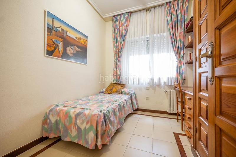 Foto fa3a4eae-08f4-4573-8093-663082d1c4c1. Appartement avec parking dans Centro Ávila