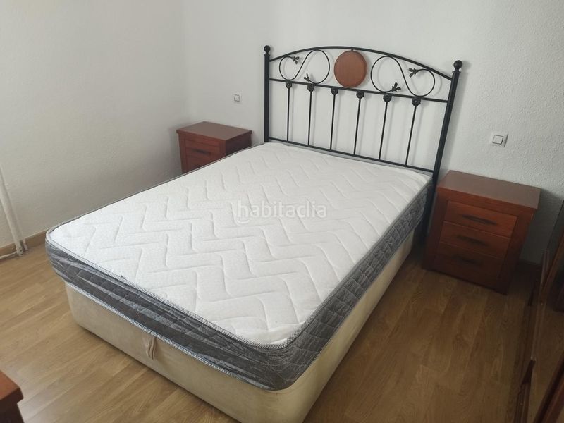 Foto 0ea7e5e9-6ef5-4067-b056-266027493550. Lloguer pis amb calefacció aparcament a Centro Ávila