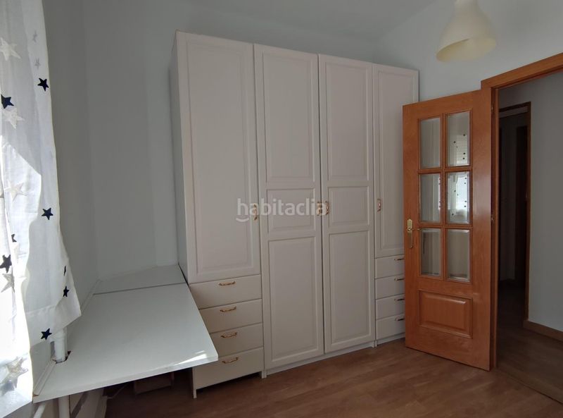 Foto a0bf7567-4562-4d75-9a5c-43f0cacd2f6b. Lloguer pis amb calefacció aparcament a Centro Ávila